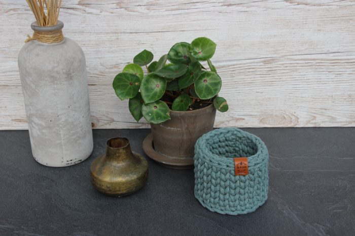 tout petit panier en crochet