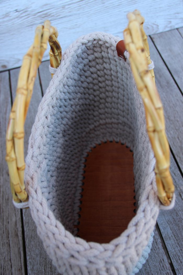 Panier GABY : Petit panier à fond rigide, et grandes anses en bambou, 18 Coloris au choix – Image 4